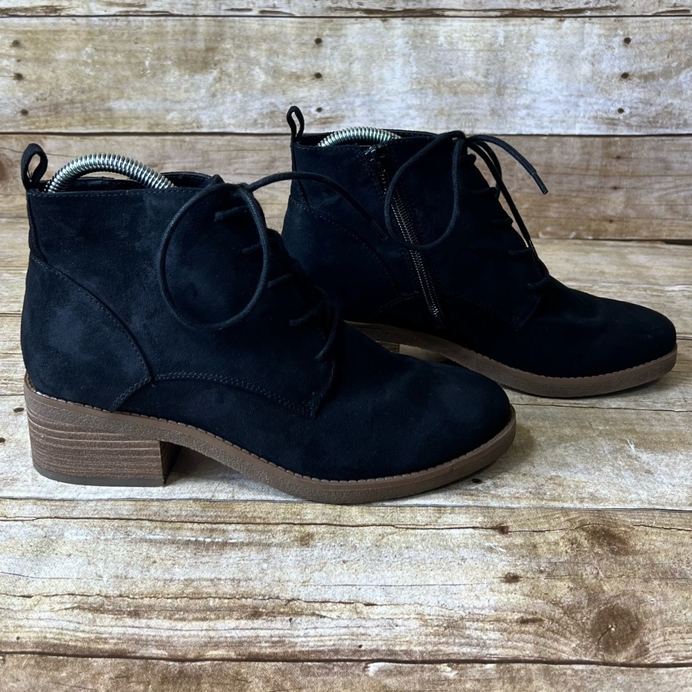 Style & CO. Size 8 Suede Women's Ankle Boots - Picture 5 of 9
